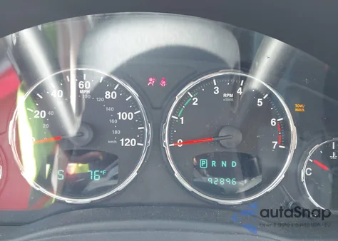 2012 Jeep Liberty Sport z USA, uszkodzony, nr VIN 1C4PJMAK3CW182684